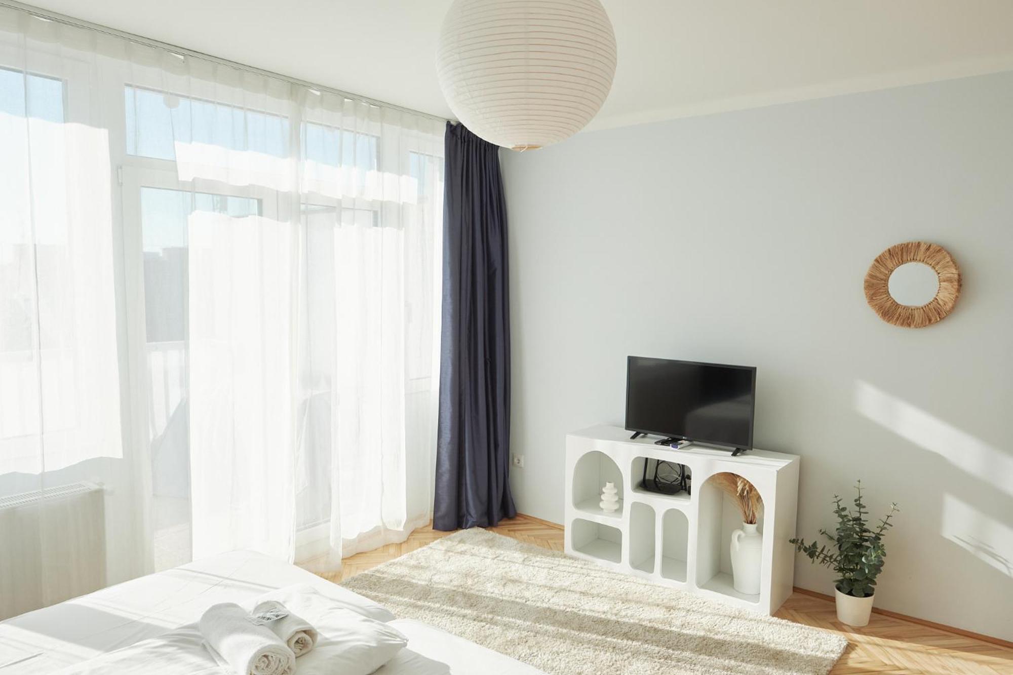 Apartamento Podmaniczky Terrace Retreat With Ac Budapest Exterior foto