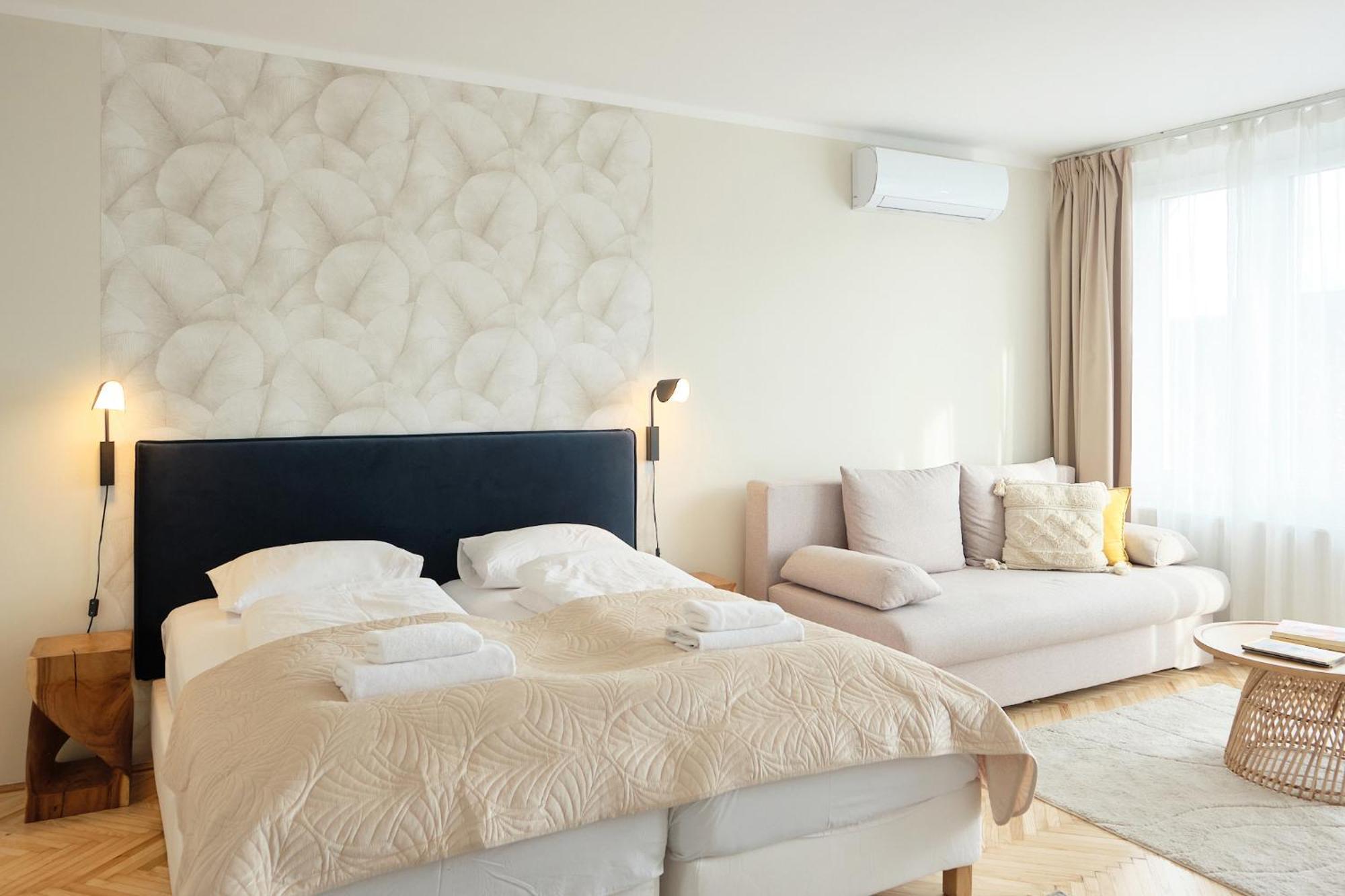 Apartamento Podmaniczky Terrace Retreat With Ac Budapest Exterior foto